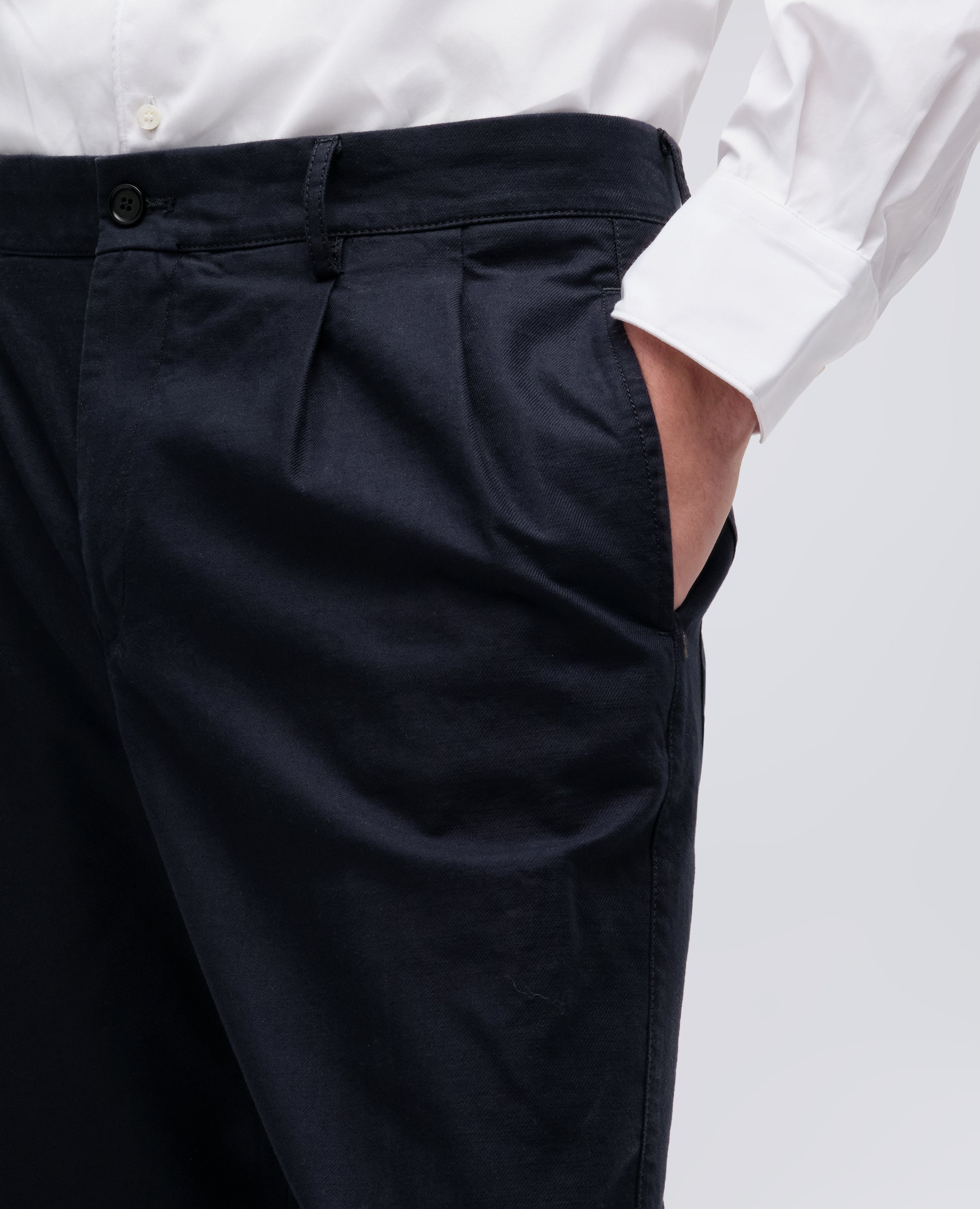PANTALONES SLIM BANANA AJUSTADOS EN GABARDINA DE ALGODON - BLU - ASPESI