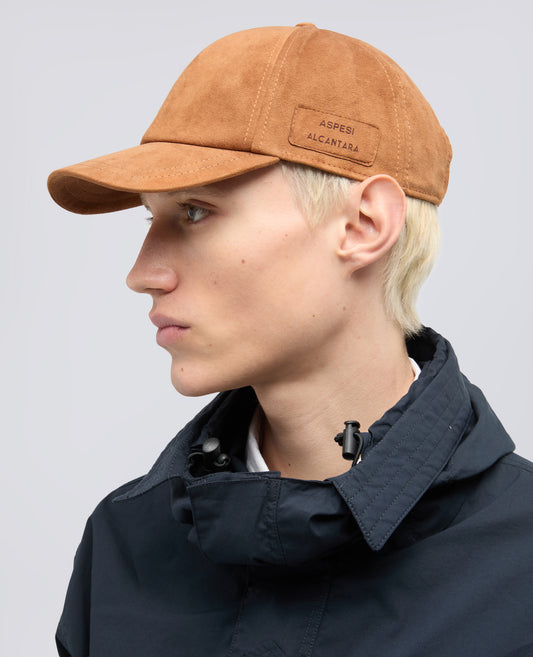 CAPPELLO IN ALCANTARA® CON VISIERA - MARRONE - ASPESI