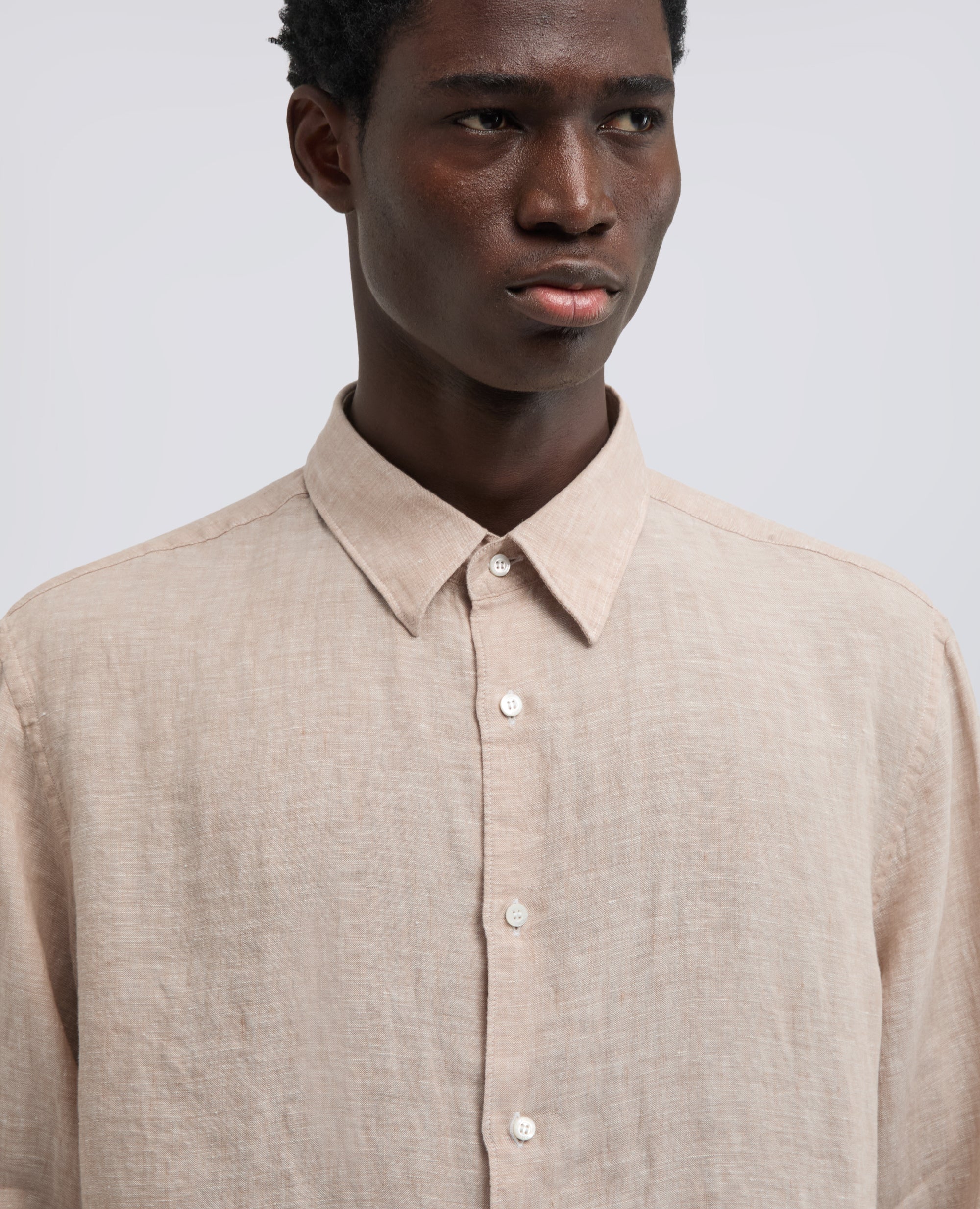COMMAHEMD AUS VERBLASSTEM LEINEN - BEIGE - ASPESI