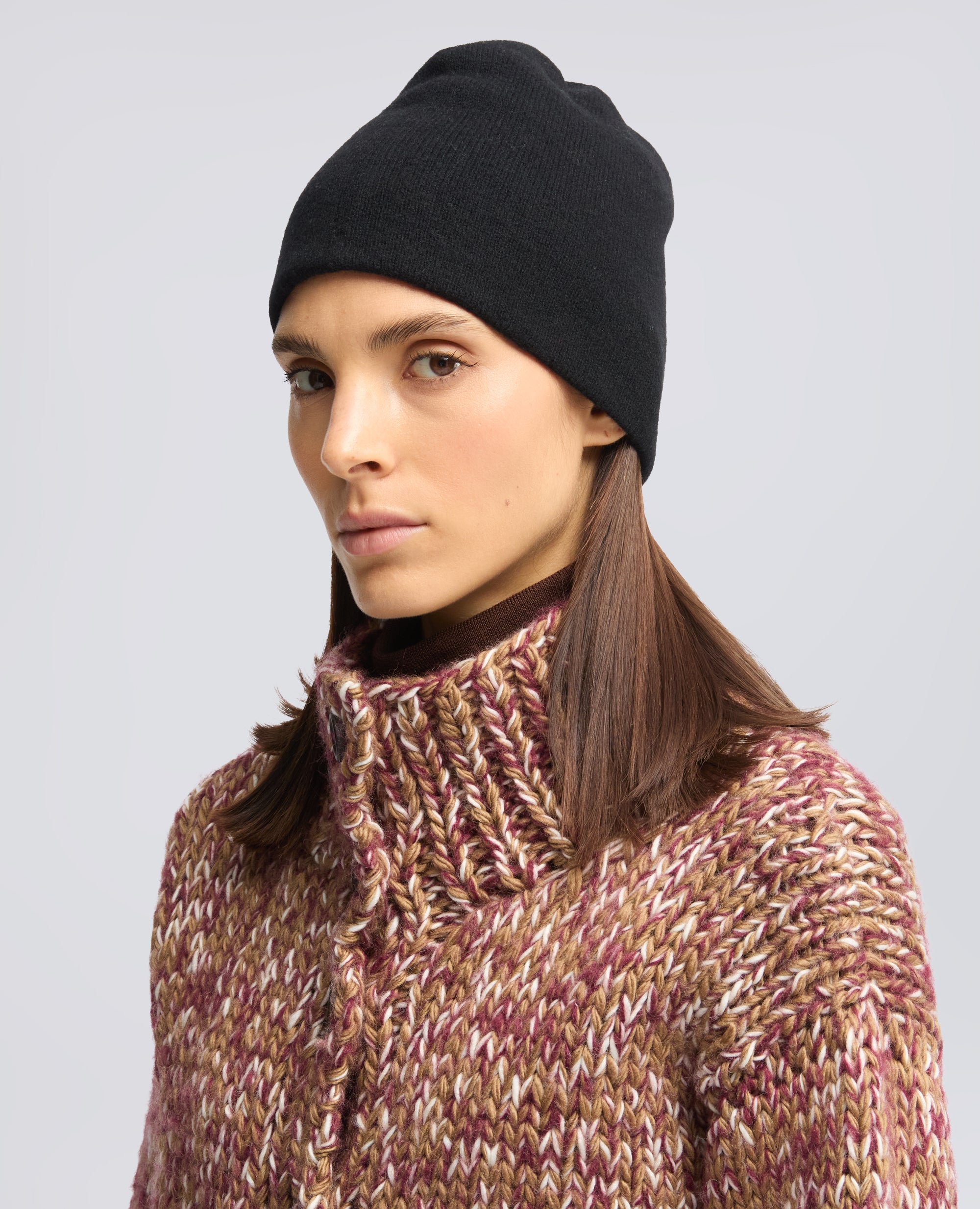 BERRETTO IN LANA, YAK E CASHMERE - NERO - ASPESI