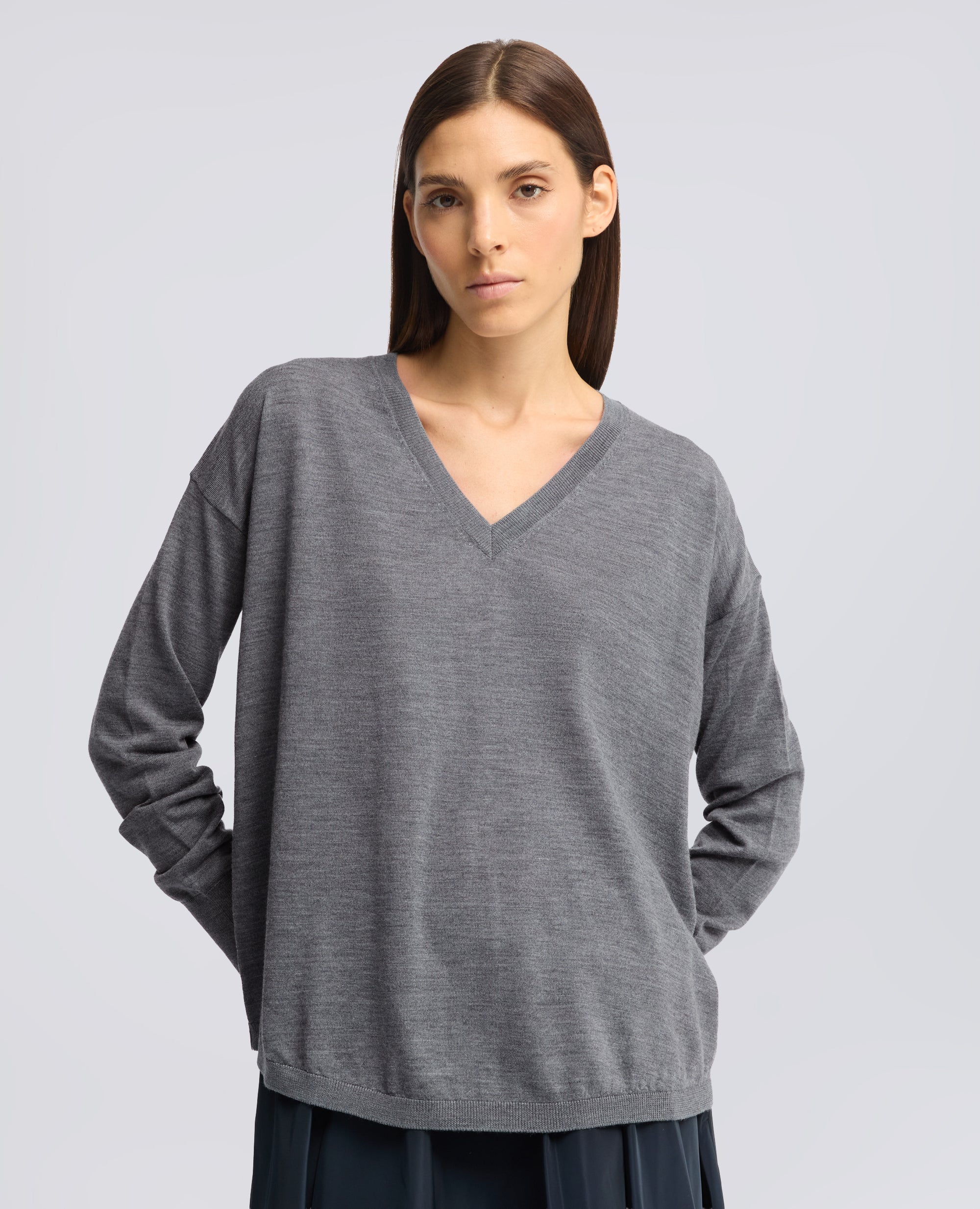 MAGLIA CON SCOLLO A V IN LANA MERINO - GRIGIO - ASPESI