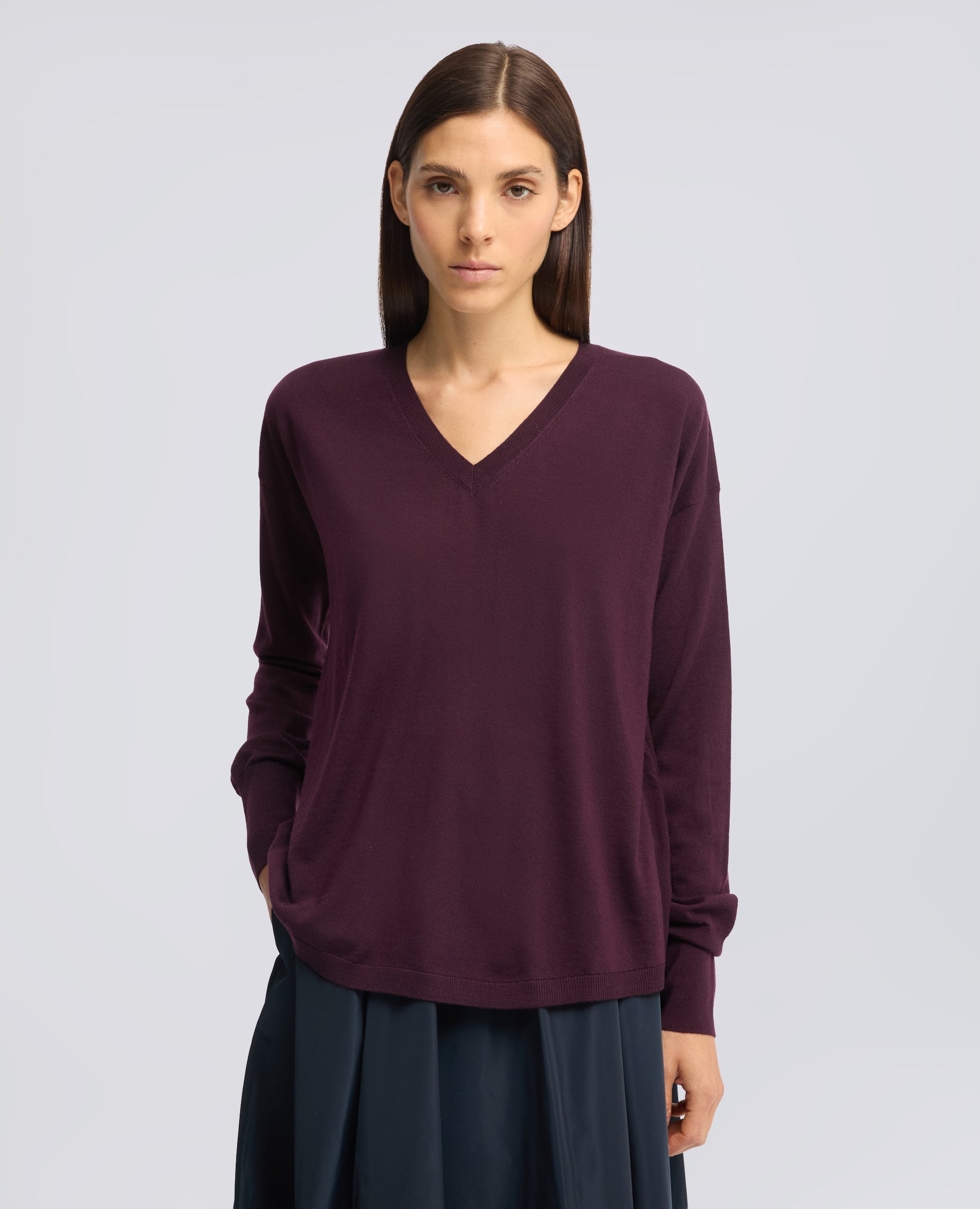 MAGLIA CON SCOLLO A V IN LANA MERINO - ROSSO - ASPESI