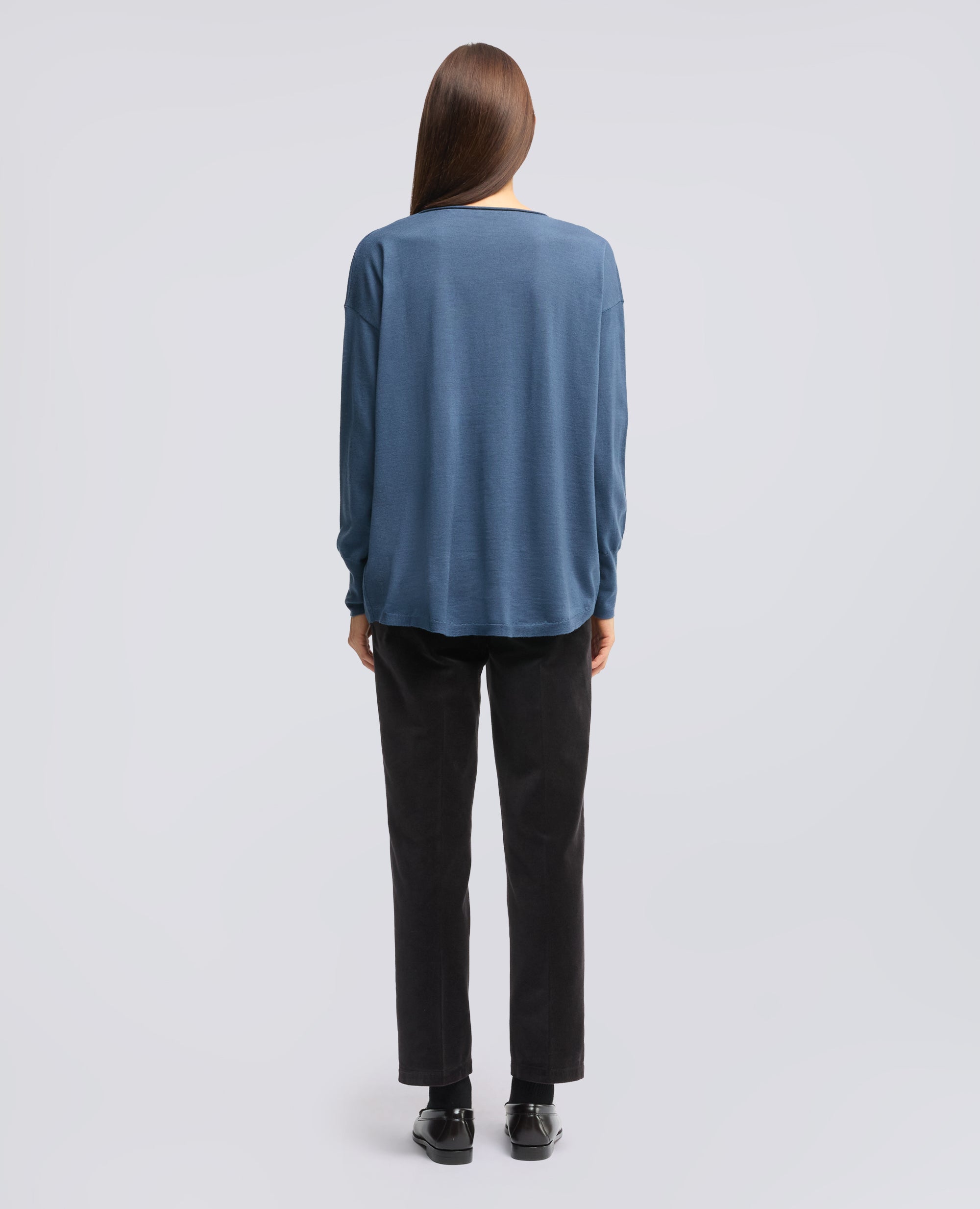 MAGLIA CON SCOLLO A BARCHETTA IN LANA MERINO - BLU - ASPESI